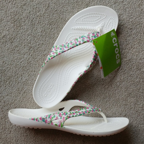 crocs kadee ii graphic flip